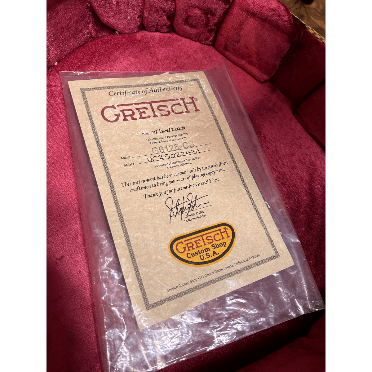 Gretsch Custom Shop Masterbuilt, Stephen Stern, G6128-JR Duo Jet JR Relic – TV Yellow (One-Of-A-Kind)