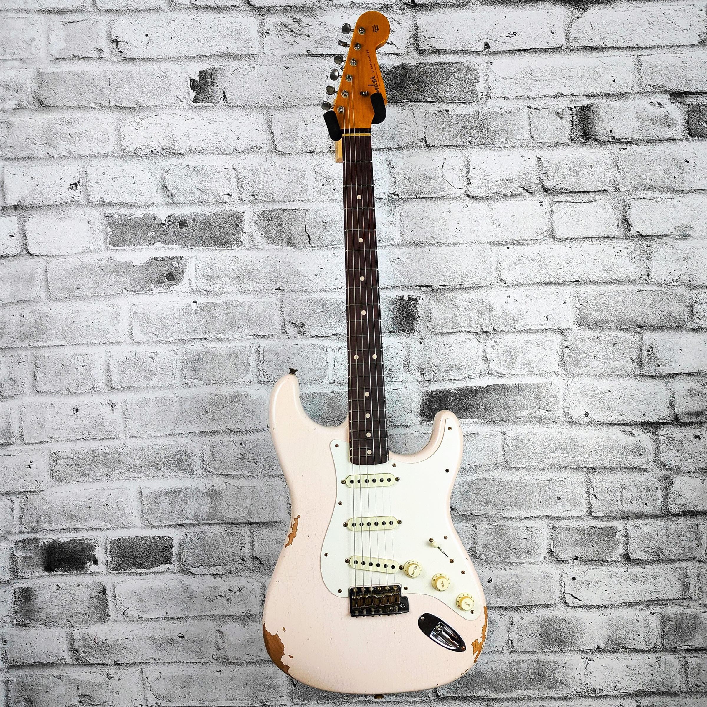Fender Custom Shop Limited Edition 1959 Relic Stratocaster, Super Faded Aged Shell Pink