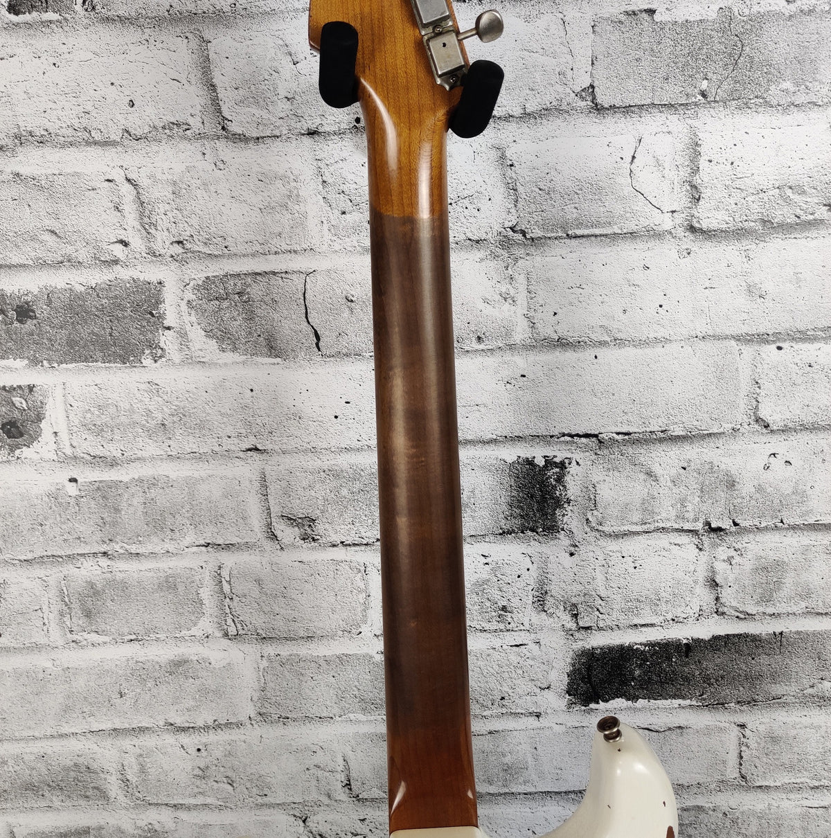 Fender 2019 Limited Edition Ancho Poblano Roasted Stratocaster Relic, Rosewood Fingerboard - Aged Olympic White