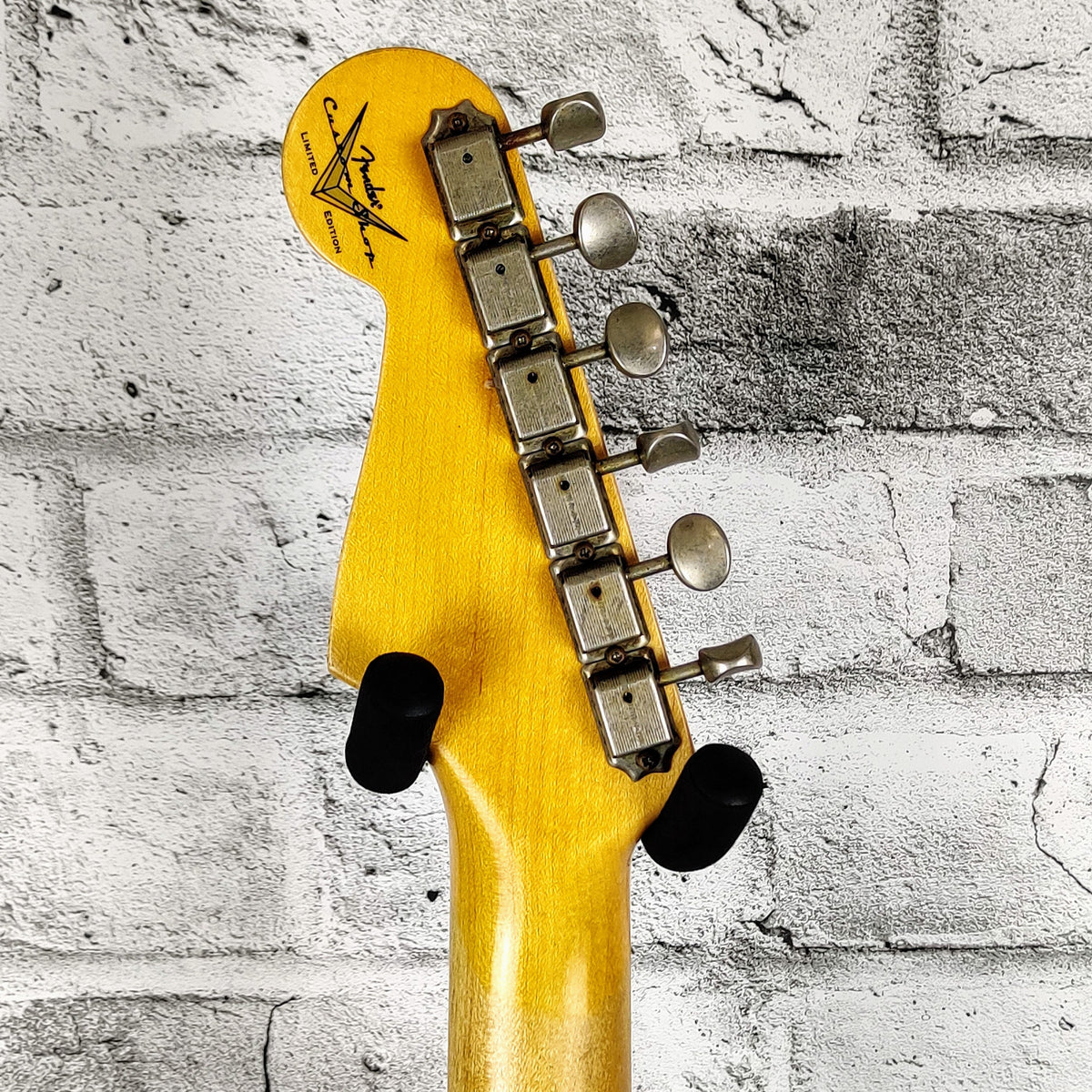 Fender Limited Edition '62/'63 Stratocaster Journeyman Relic, Rosewood Fingerboard - Aged Seafoam Green