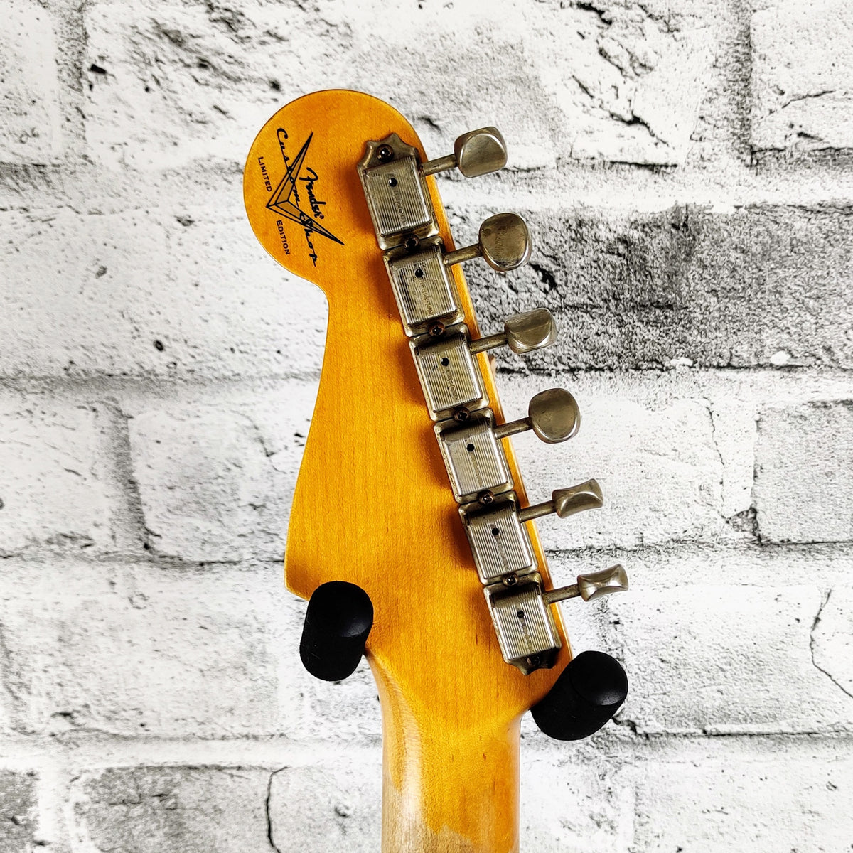 Fender Limited Edition '62/'63 Stratocaster Journeyman Relic, Rosewood Fingerboard - Aged Olympic White