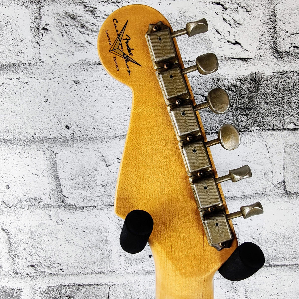 Fender Custom Shop 1960 Stratocaster Journeyman, Relic Aged Shell Pink