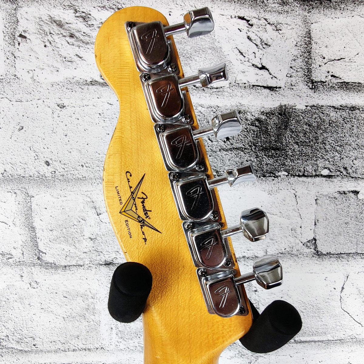 Fender Custom Shop Limited Edition '70S Telecaster Relic, 3-Color Sunburst