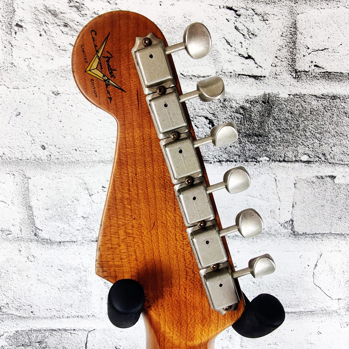 Fender Custom Shop Limited Edition Roasted '61 Strat Super Heavy Relic, Flat-Lam Rosewood Fingerboard, Aged 3-Color Sunburst