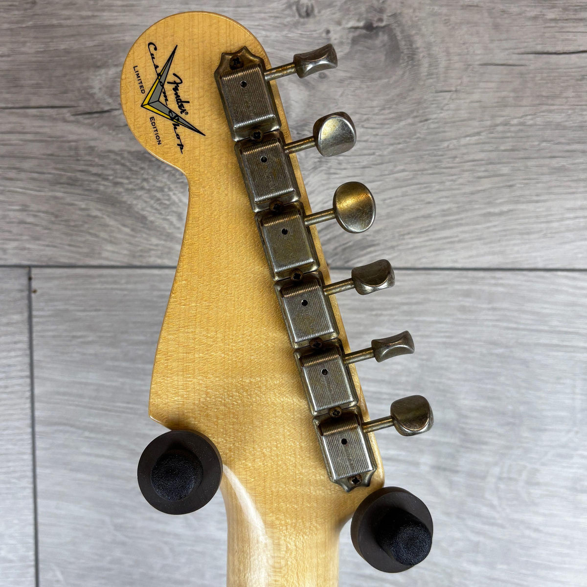 FENDER Custom Shop 1955 STRAT Journeyman, Aged Cherry Sunburst