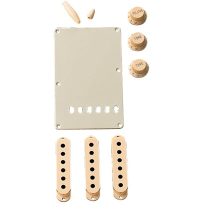 Fender Accessory Kit, Stratocaster - Aged White
