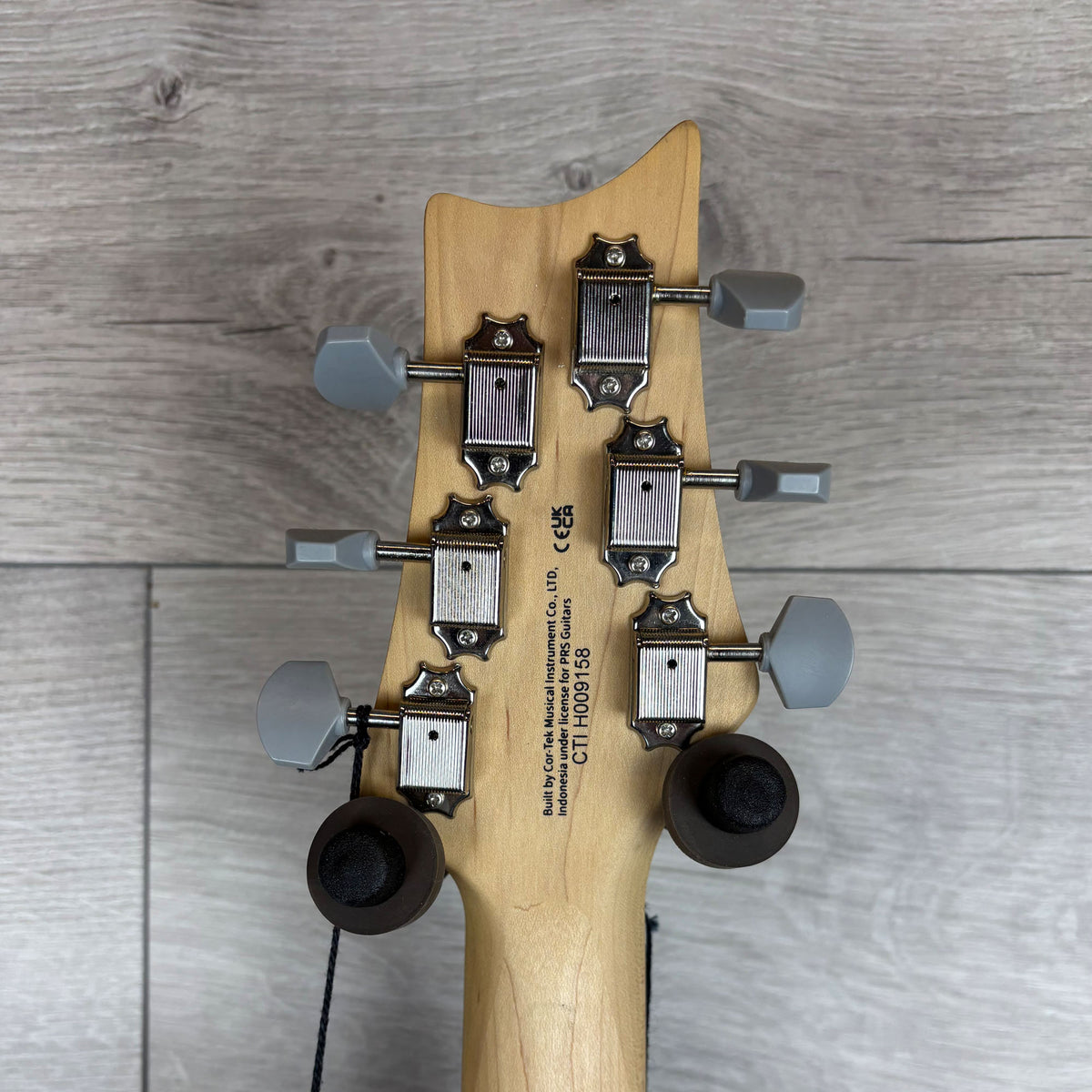 PRS SE Silver Sky Lefty, Piano Black