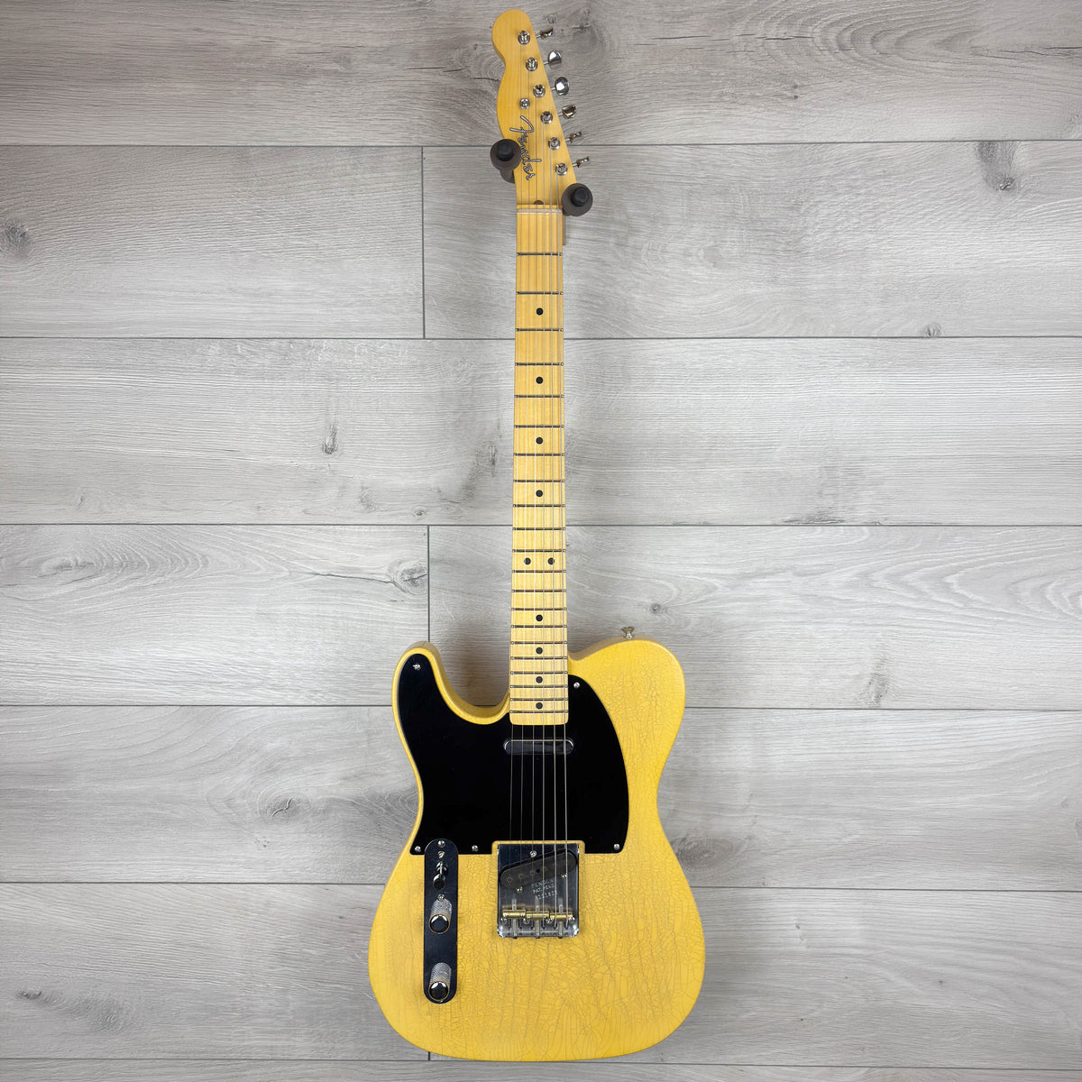 FENDER Custom Shop 1951 Nocaster Left-Handed Closet Classic, Maple Neck - Faded Aged Nocaster Blonde