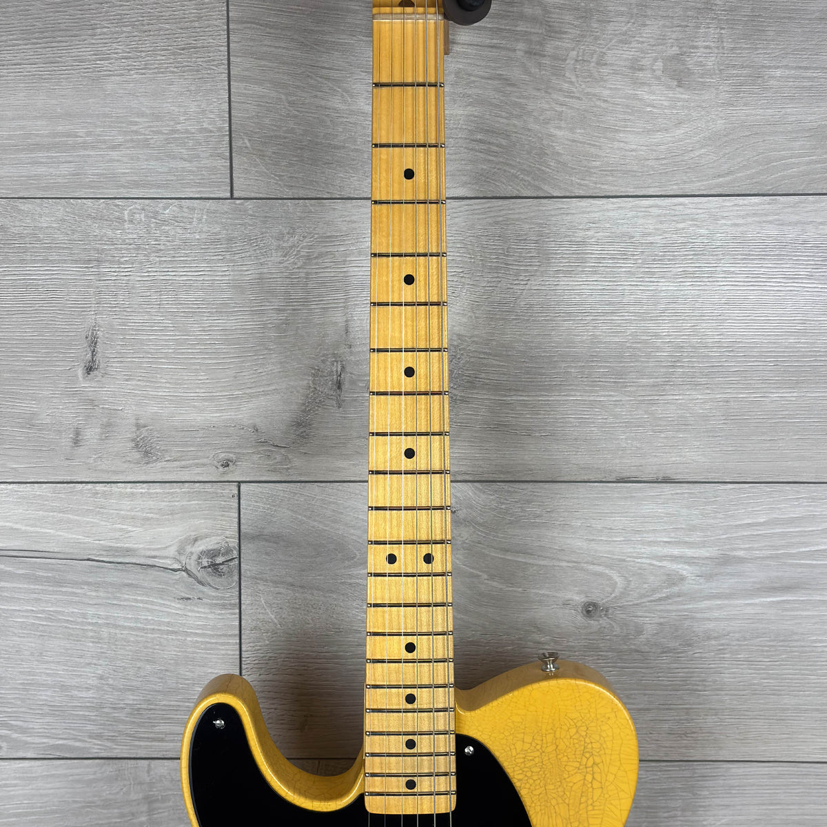 FENDER Custom Shop 1951 Nocaster Left-Handed Closet Classic, Maple Neck - Faded Aged Nocaster Blonde