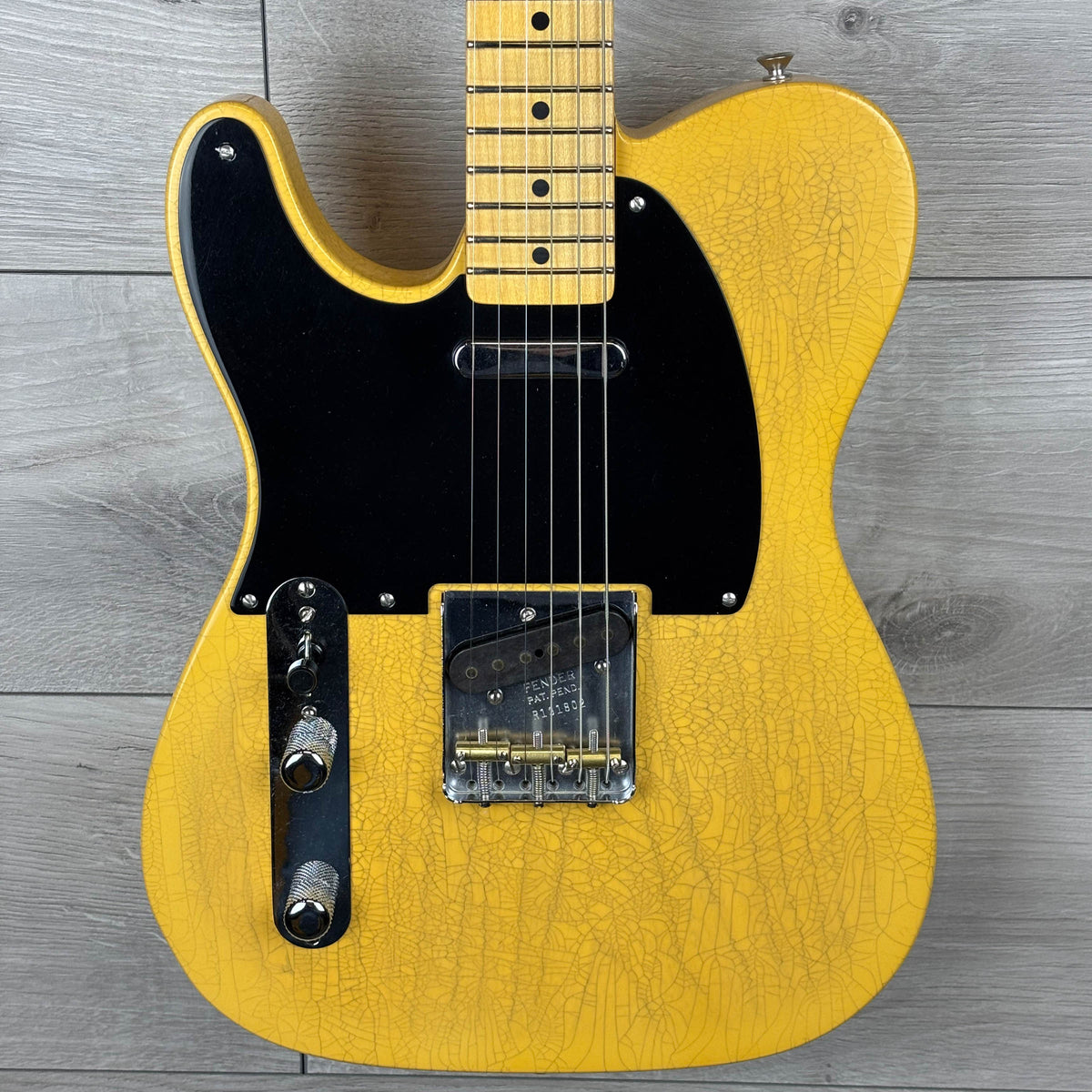 FENDER Custom Shop 1951 Nocaster Left-Handed Closet Classic, Maple Neck - Faded Aged Nocaster Blonde