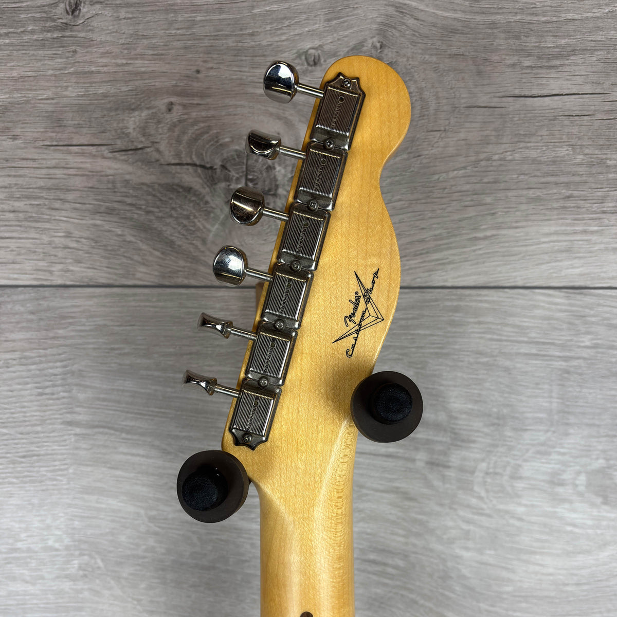 FENDER Custom Shop 1951 Nocaster Left-Handed Closet Classic, Maple Neck - Faded Aged Nocaster Blonde