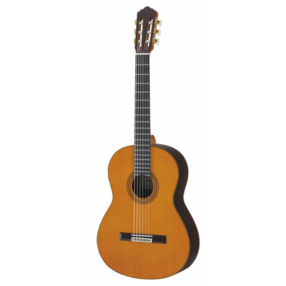 YAMAHA GC32C Classical Guitar