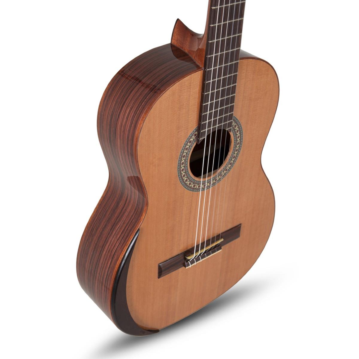 Manuel Rodriguez Classical Guitars, Academia 60-C