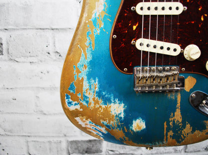 Fender Custom Shop Limited Edition 1962 Stratocaster Super Heavy Relic Ocean Turquoise