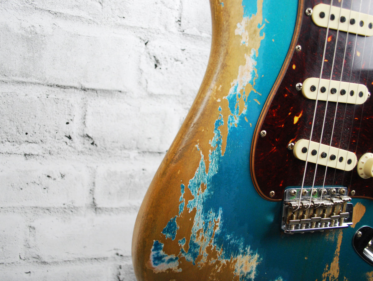 Fender Custom Shop Limited Edition 1962 Stratocaster Super Heavy Relic Ocean Turquoise