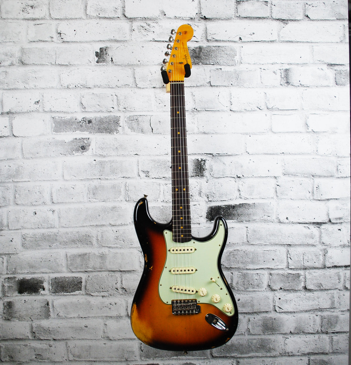 Fender Custom Shop Limited Edition 63 Strat Heavy Relic 3-Tone Sunburst