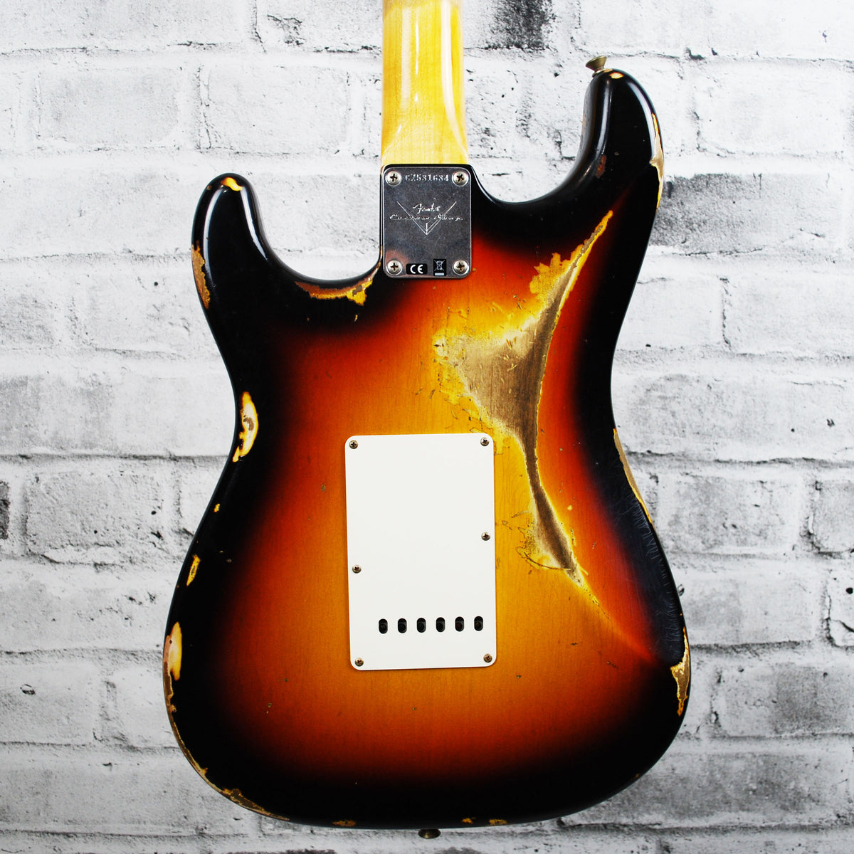 Fender 1967 HEAVY RELIC STRATOCASTER - 3-Tone Sunburst