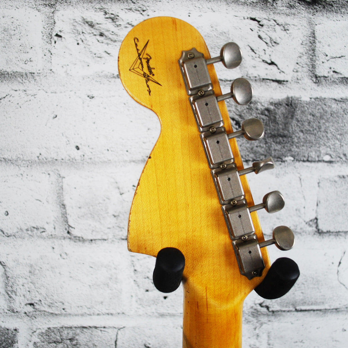 Fender 1967 HEAVY RELIC STRATOCASTER - 3-Tone Sunburst