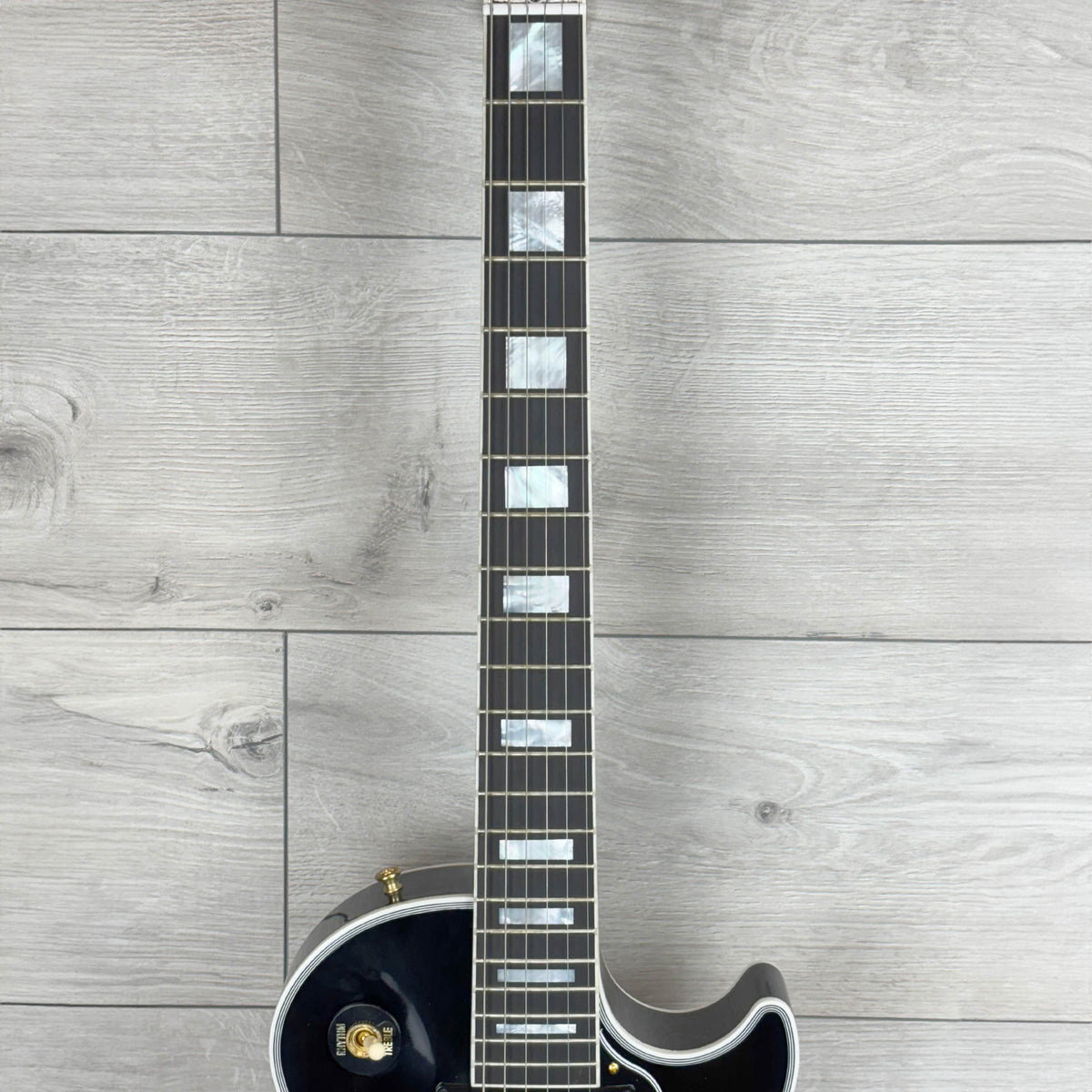 GIBSON Les Paul Custom w/ Ebony Fingerboard Gloss - Ebony