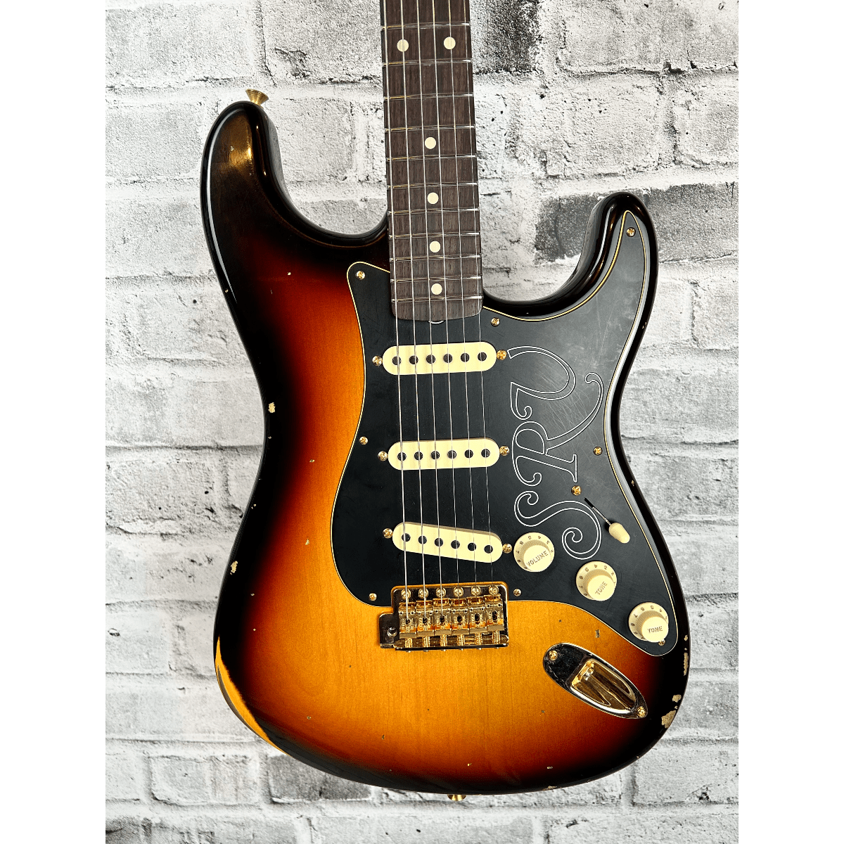 Fender Custom Shop Stevie Ray Vaughan Signature Stratocaster® Relic® with Closet Classic Hardware, Rosewood Fingerboard, Faded 3-Color Sunburst