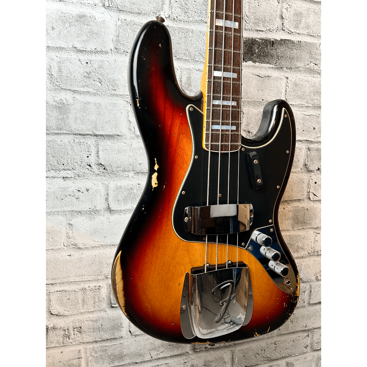 Fender Custom Shop Limited Edition Custom Jazz Bass Heavy Relic, Round-Lam Rosewood Fingerboard, Faded Aged 3-Color Sunburst
