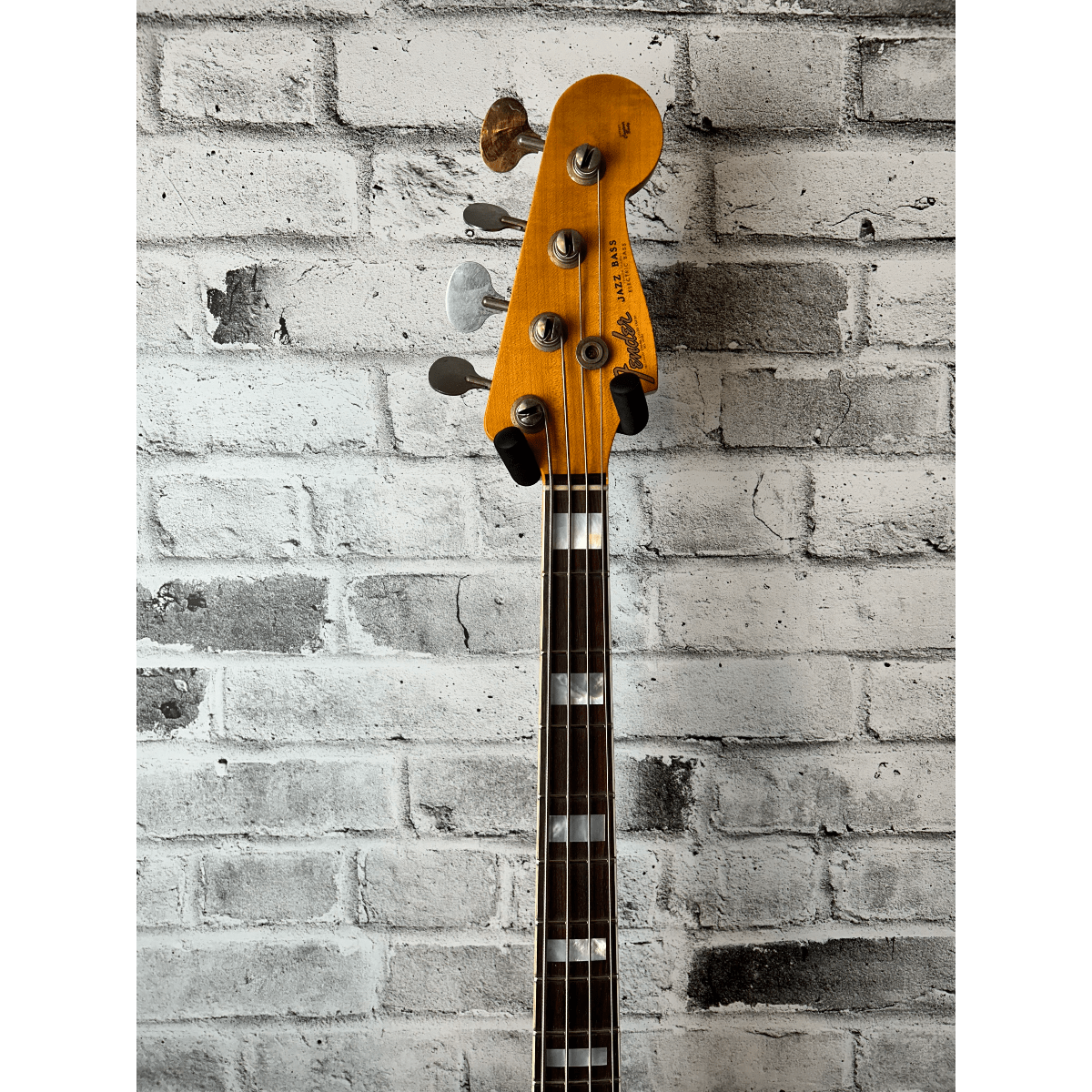 Fender Custom Shop Limited Edition Custom Jazz Bass Heavy Relic, Round-Lam Rosewood Fingerboard, Faded Aged 3-Color Sunburst