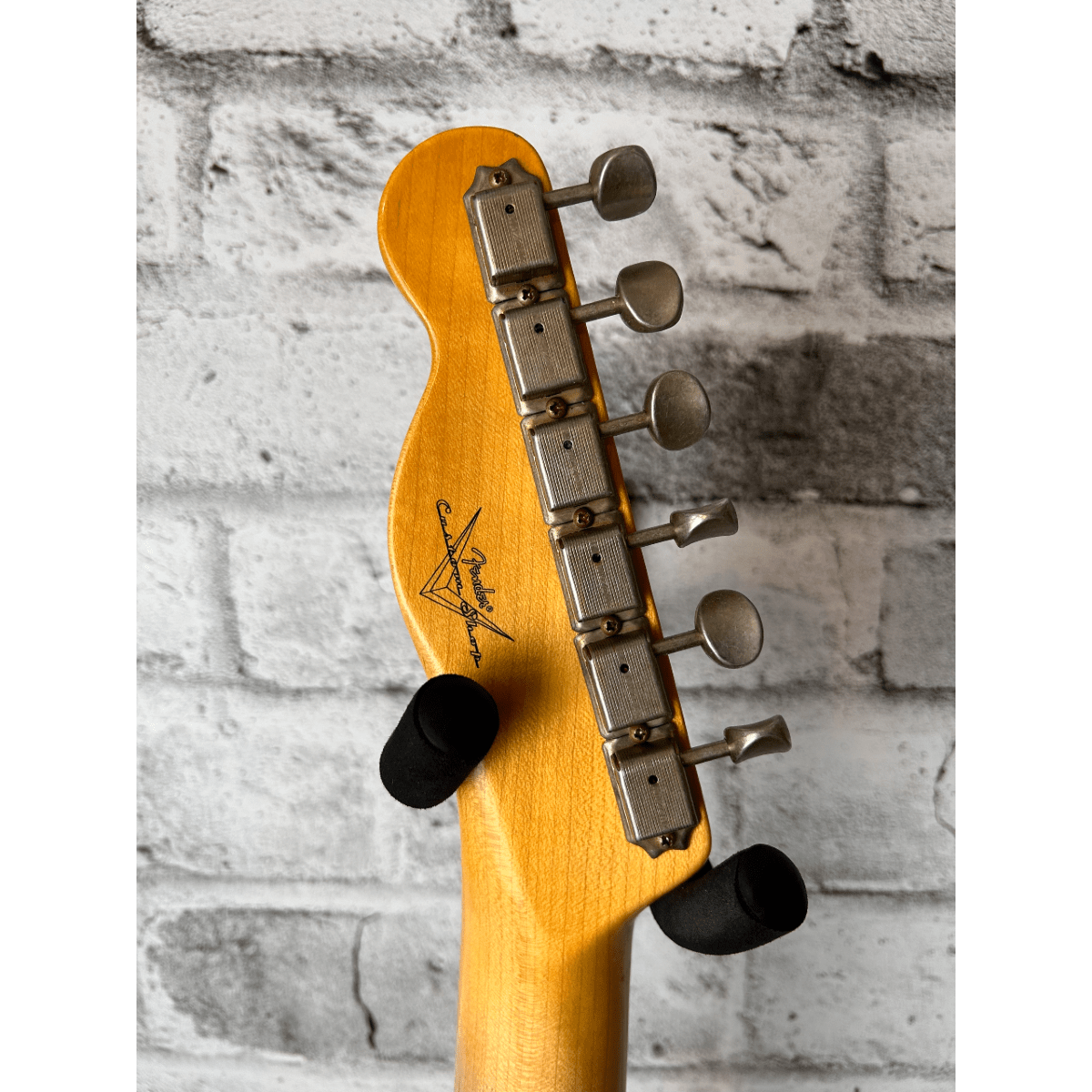 Fender Custom Shop 1957 Telecaster Journeyman Relic, 1-Piece Quartersawn Maple Neck, Aged White Blonde