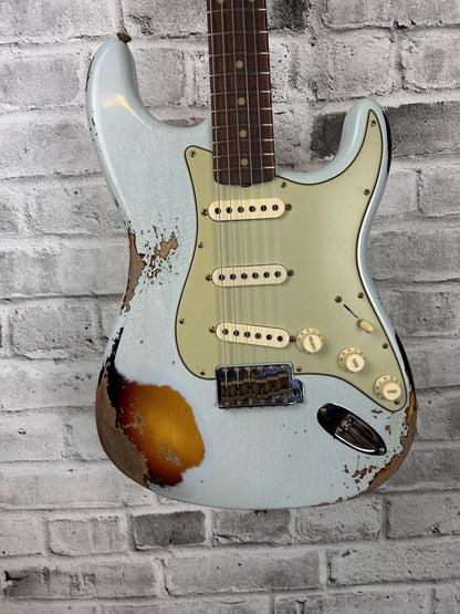 Fender Custom Shop 1960 Stratocaster Heavy Relic, Rosewood Fingerboard, Aged Sonic Blue over 3-Color Sunburst