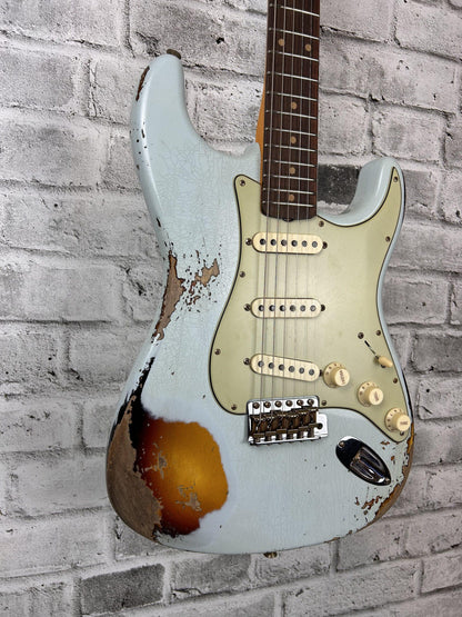 Fender Custom Shop 1960 Stratocaster Heavy Relic, Rosewood Fingerboard, Aged Sonic Blue over 3-Color Sunburst