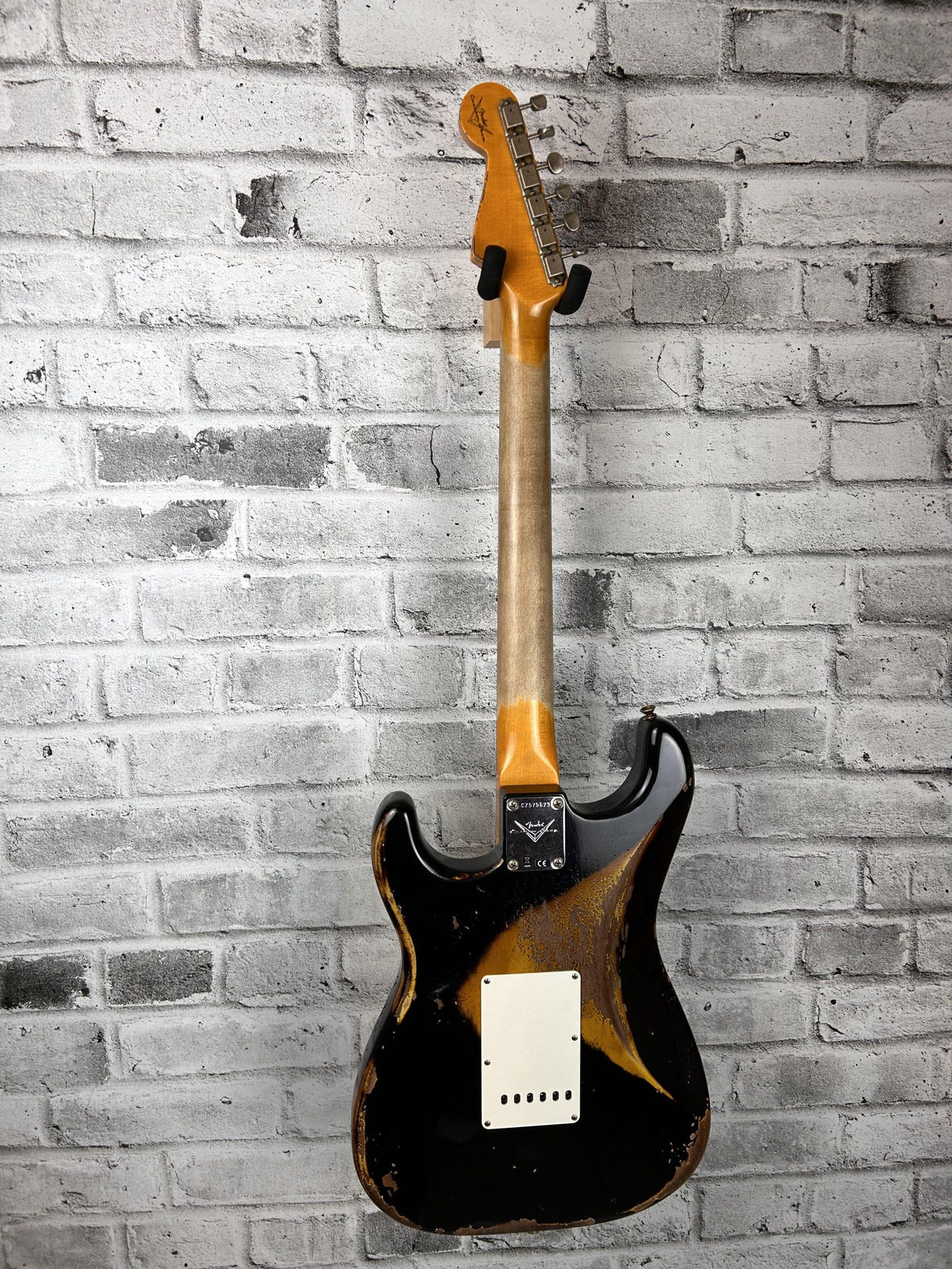 Fender Custom Shop 1960 Stratocaster Heavy Relic, Rosewood Fingerboard, Aged Black over 3-Color Sunburst