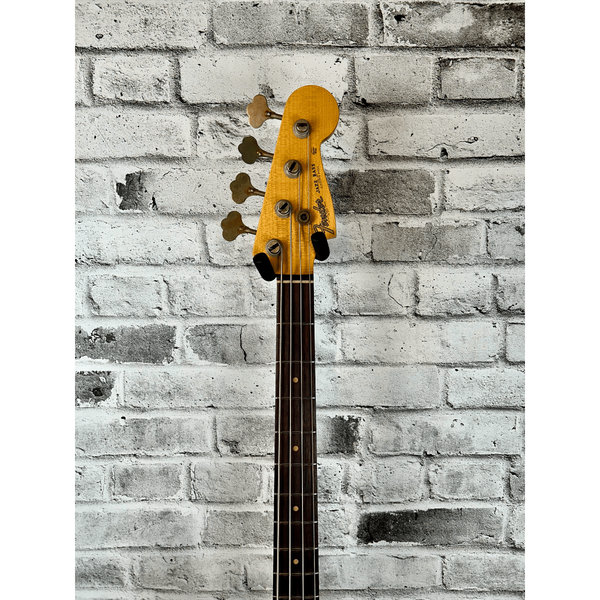 Fender Custom Shop 1964 Precision Bass Relic, Rosewood Fingerboard, Bleached 3-Color Sunburst