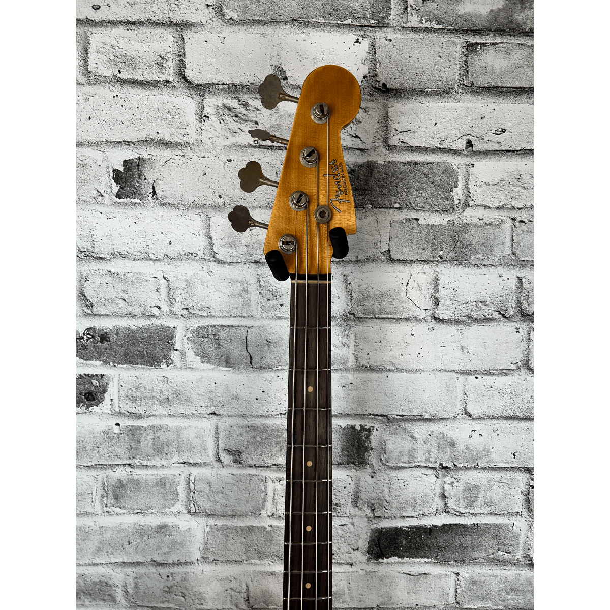 Fender Custom Shop 1964 Precision Bass Relic, Rosewood Fingerboard, Aged Vintage White