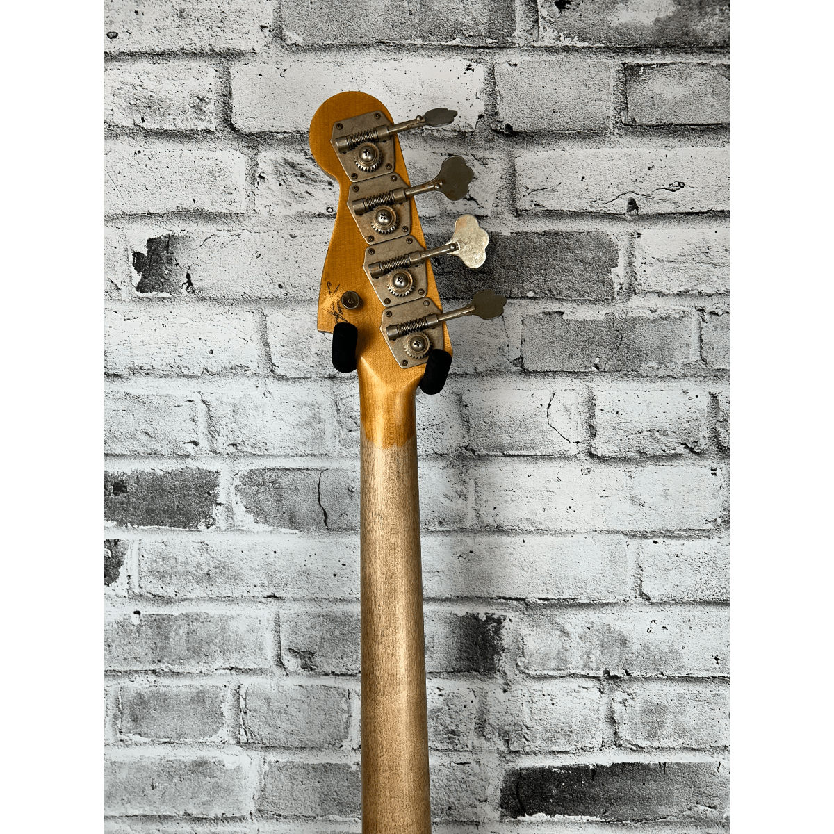 Fender Custom Shop 1964 Precision Bass Relic, Rosewood Fingerboard, Aged Vintage White
