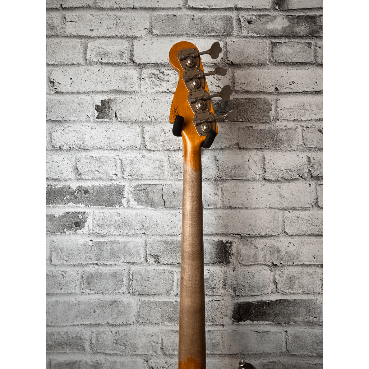Fender Custom Shop  Limited Edition 1959 Precision Bass Special Relic, Quartersawn Maple Neck, Chocolate 3-Color Sunburst