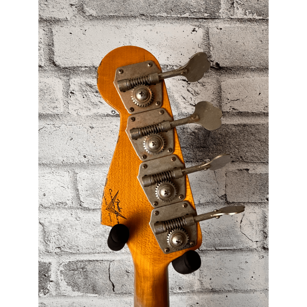 Fender Custom Shop  Limited Edition 1959 Precision Bass Special Relic, Quartersawn Maple Neck, Chocolate 3-Color Sunburst
