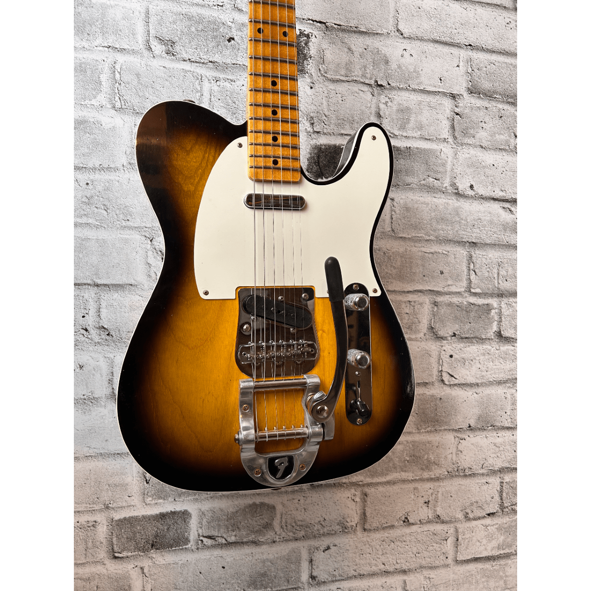 Fender Custom Shop Limited Edition Twisted Telecaster Journeyman Relic, 1-Piece Rift Sawn Maple Neck, 2-Color Sunburst