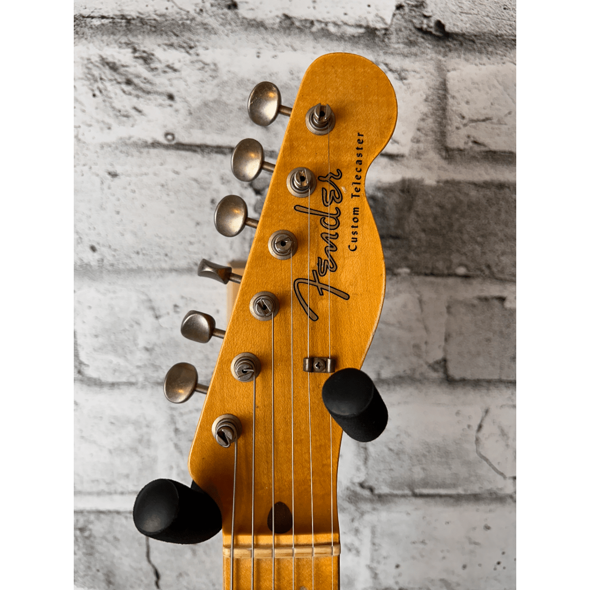 Fender Custom Shop Limited Edition Twisted Telecaster Journeyman Relic, 1-Piece Rift Sawn Maple Neck, 2-Color Sunburst