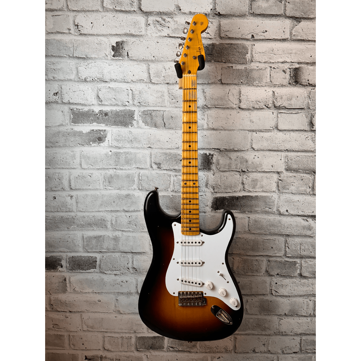 Fender Custom Shop Limited Edition 70th Anniversary 1954 Stratocaster Journeyman Relic, Wide-Fade 2-Color Sunburst