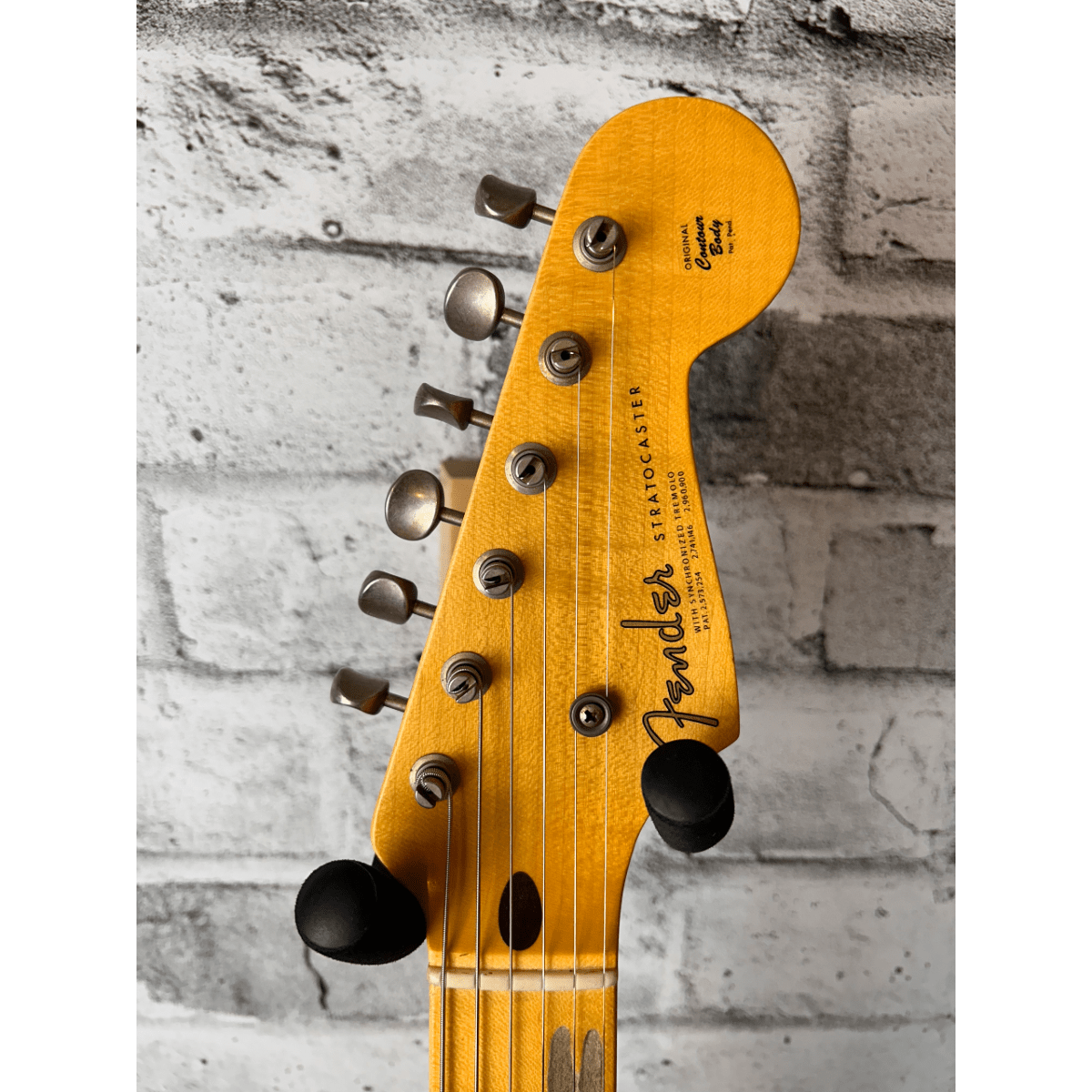 Fender Custom Shop Limited Edition 70th Anniversary 1954 Stratocaster Journeyman Relic, Wide-Fade 2-Color Sunburst
