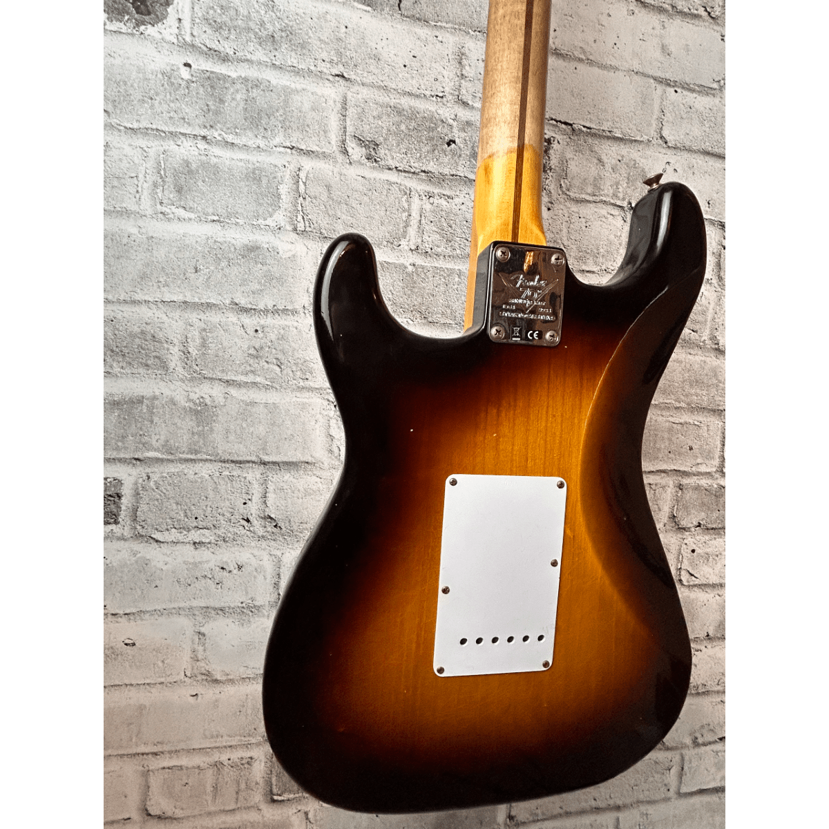 Fender Custom Shop Limited Edition 70th Anniversary 1954 Stratocaster Journeyman Relic, Wide-Fade 2-Color Sunburst