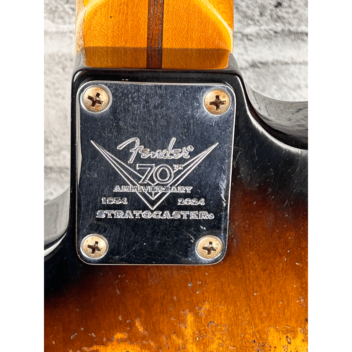 Fender Custom Shop Limited Edition 70th Anniversary 1954 Stratocaster Super Heavy Relic, Wide-Fade 2-Color Sunburst