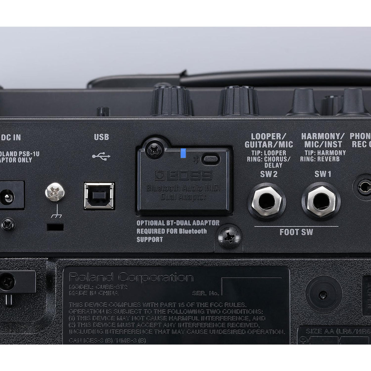 BOSS BT-DUAL  Bluetooth Audio Midi Dual Adaptor