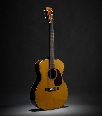Martin Custom Shop 000-28 1937 (Stage 1 Aging)