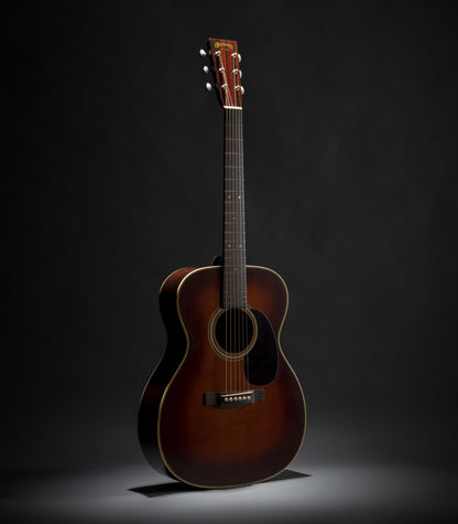 Martin Custom Shop 000-28 1937 (Stage 1 Ambertone)