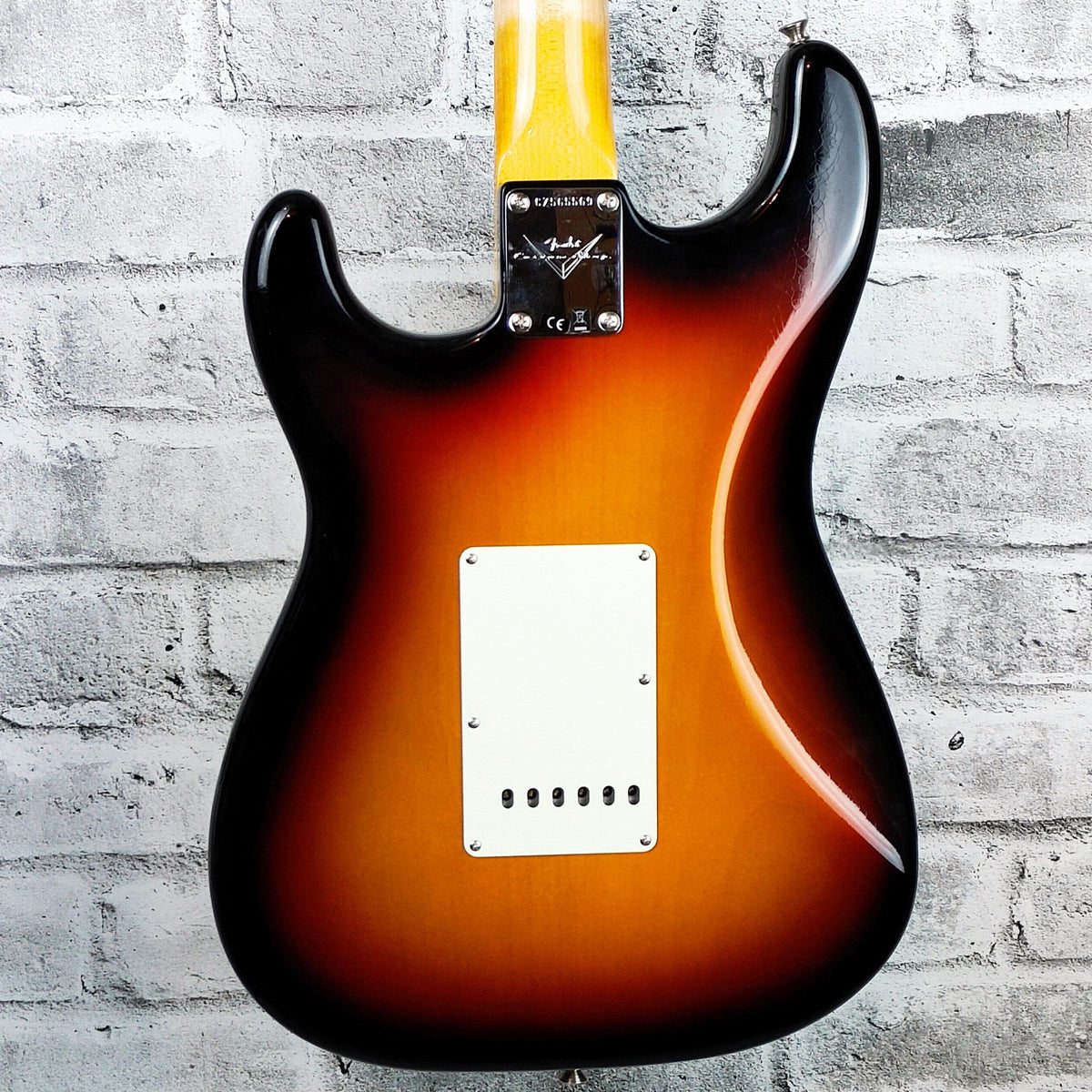 Fender Custom Shop  '66 Strat Deluxe Closet Classic, Rosewood Fingerboard, 3-Color Sunburst