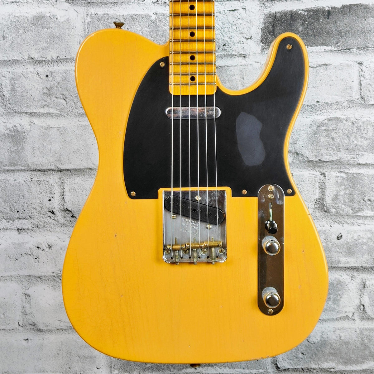 Fender Custom Shop '52 Telecaster Journeyman Relic, Maple Neck, Aged Nocaster Blonde