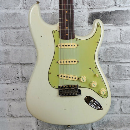 Fender Custom Shop '64 Strat Journeyman Relic, Rosewood Fingerboard, Aged Olympic White