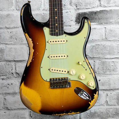 Fender Custom Shop '61 Strat Heavy Relic, Rosewood Fingerboard, Super Faded Aged 3-Color Sunburst
