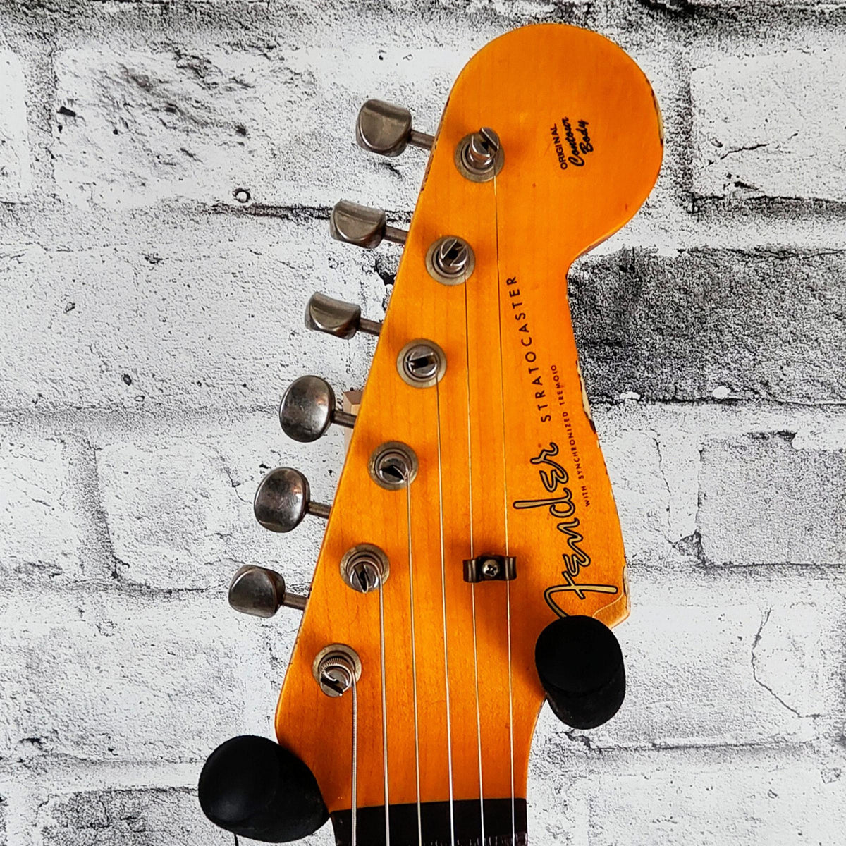 Fender Custom Shop '61 Strat Heavy Relic, Rosewood Fingerboard, Super Faded Aged 3-Color Sunburst
