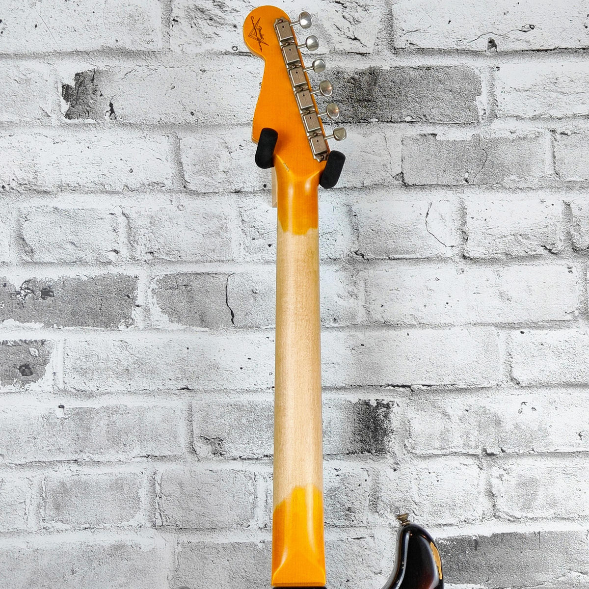 Fender Custom Shop '61 Strat Heavy Relic, Rosewood Fingerboard, Super Faded Aged 3-Color Sunburst